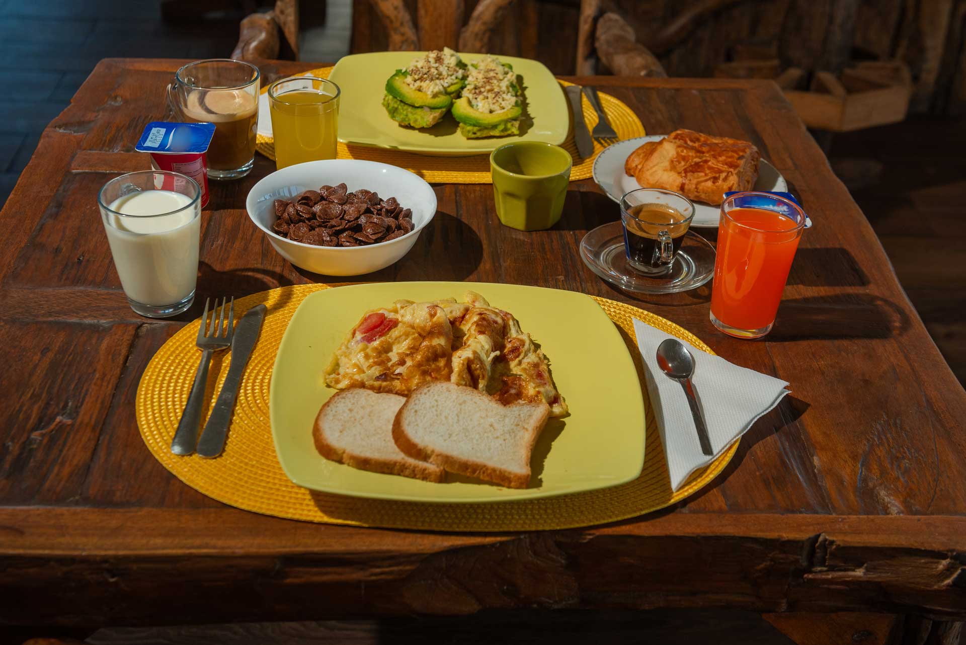 Petit déjenée du cafétériat Hotel le Pousse Pousse Antaninarenina