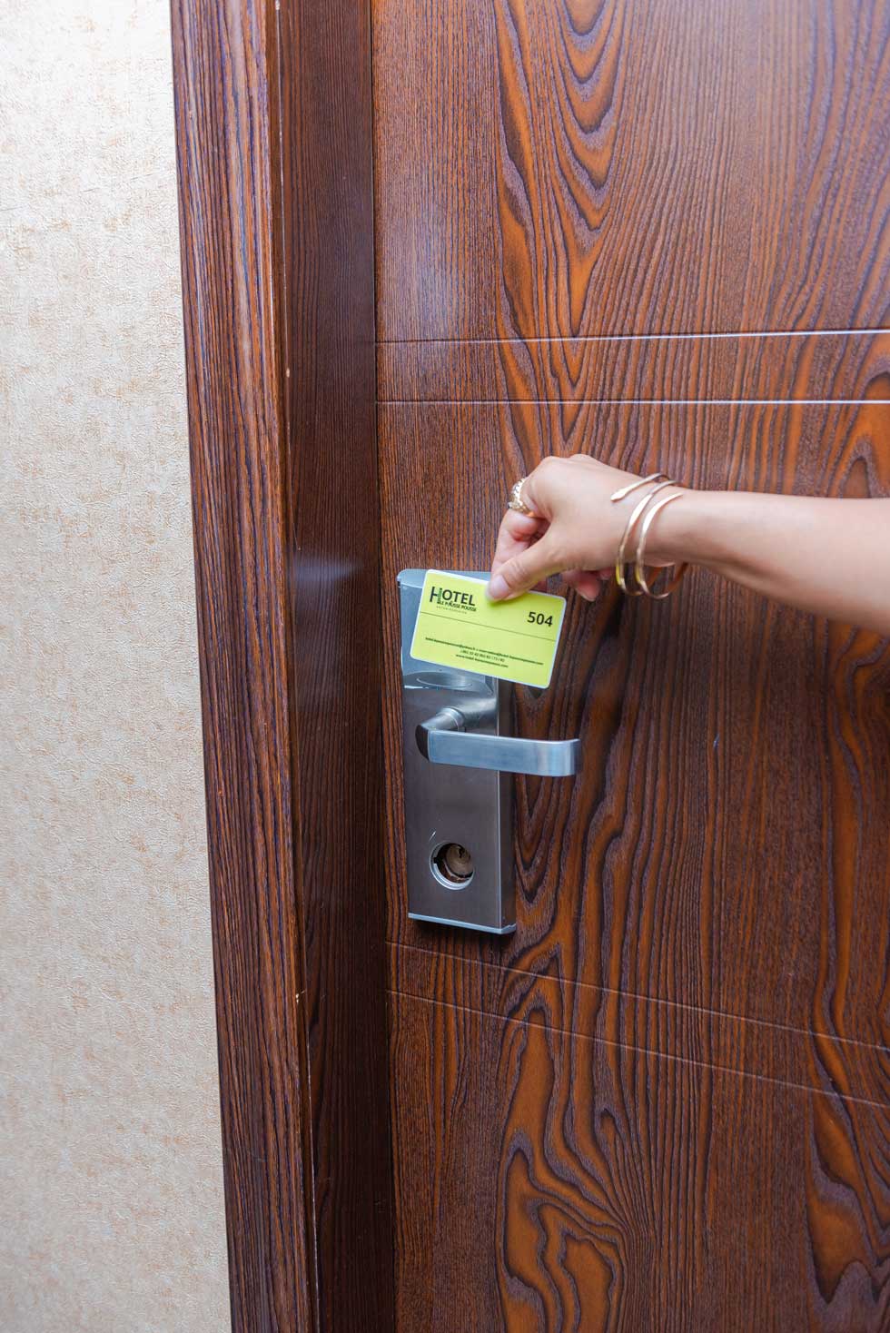 Systeme de controle acces chambre Hotel le Pousse Pousse Antaninarenina